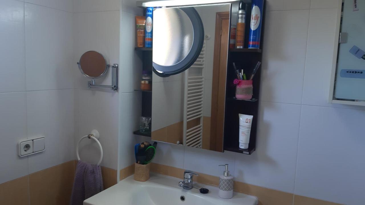 Piso Tranquilo Ponferrada Apartment ภายนอก รูปภาพ